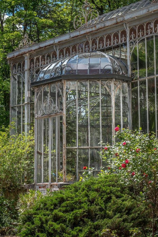Chateau Des Orchidees En Val De Loire โซมูร์ ภายนอก รูปภาพ