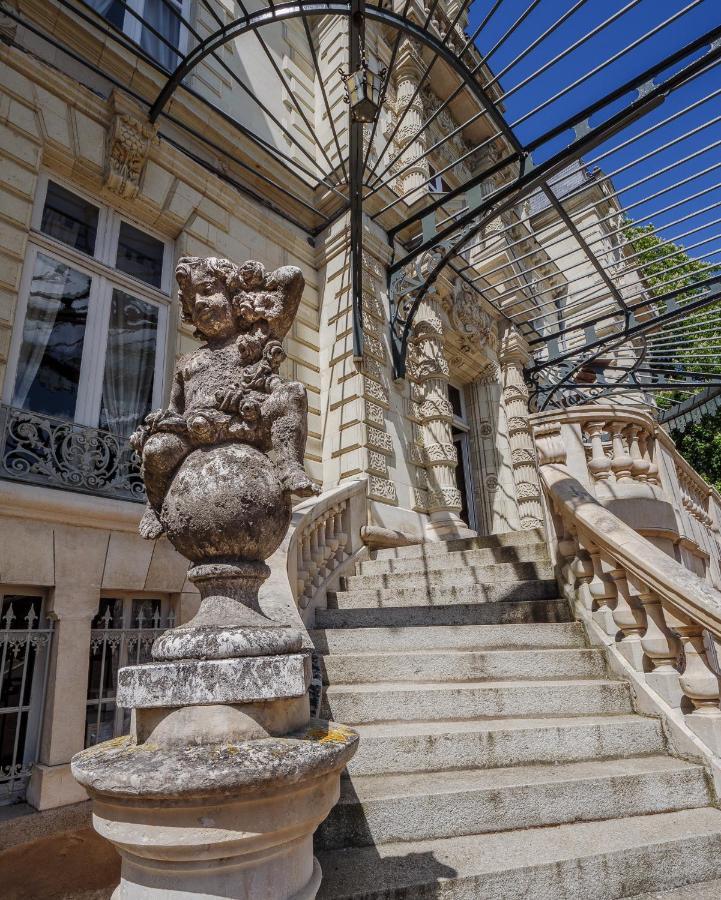 Chateau Des Orchidees En Val De Loire โซมูร์ ภายนอก รูปภาพ