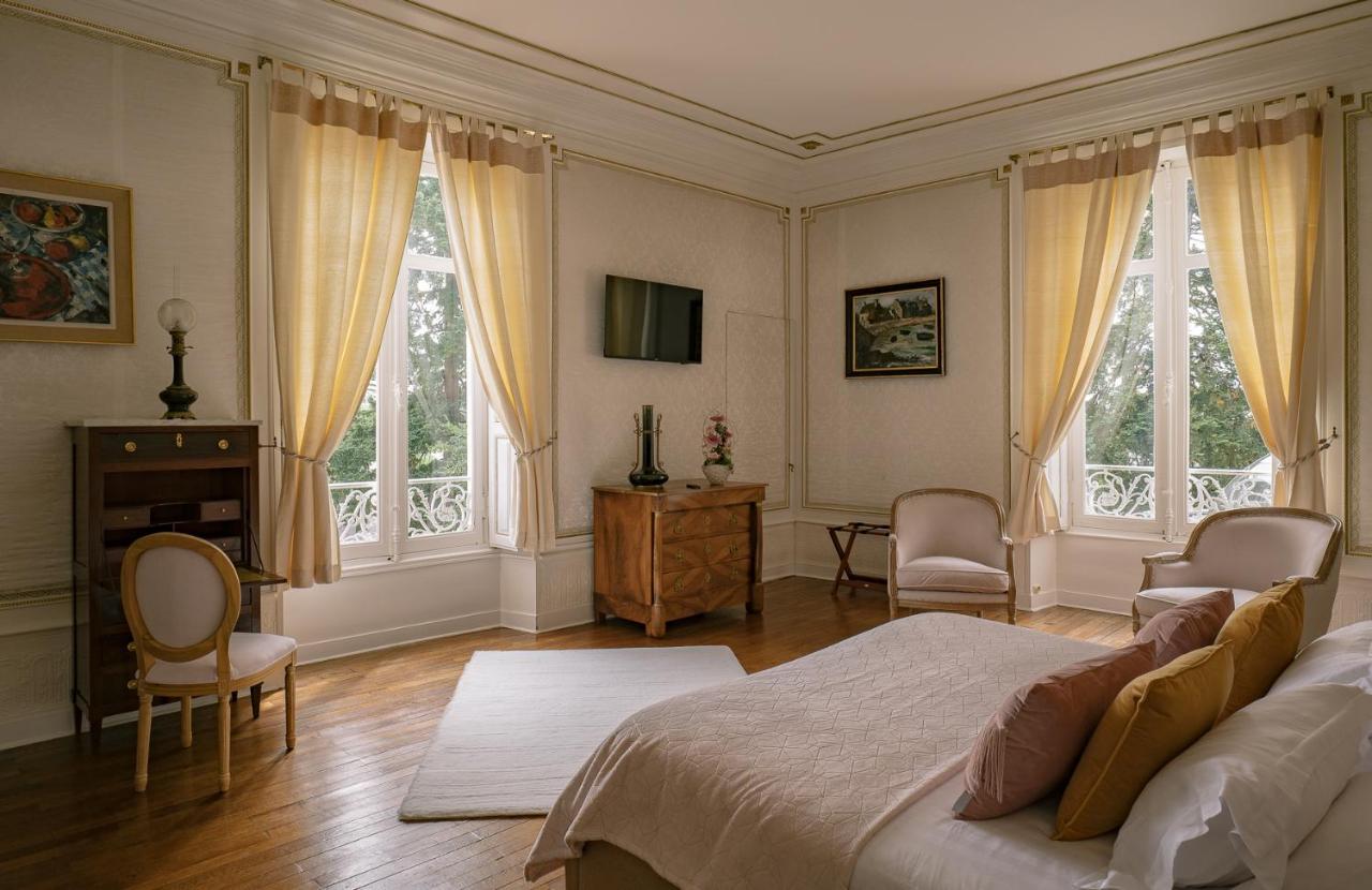 Chateau Des Orchidees En Val De Loire โซมูร์ ภายนอก รูปภาพ