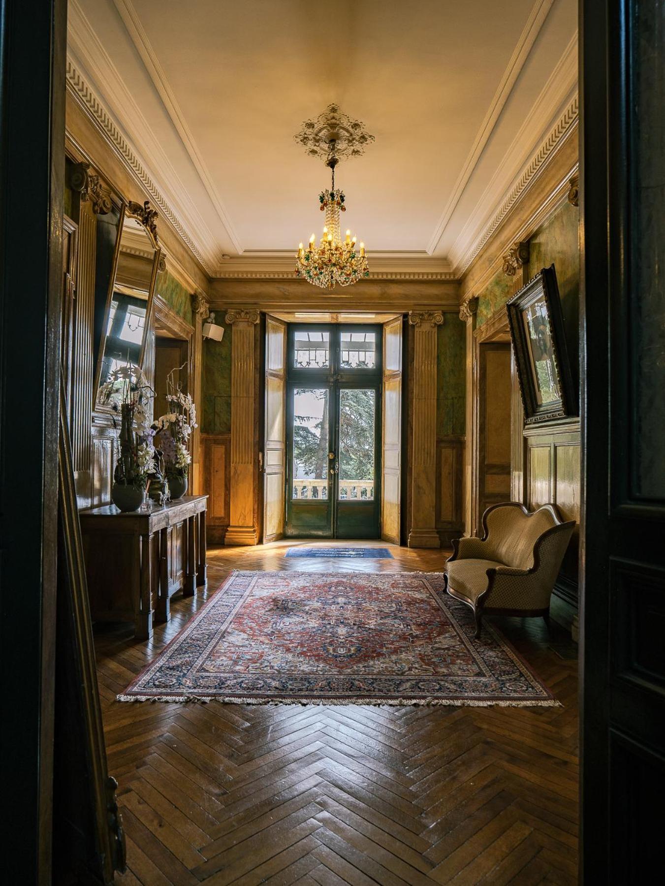Chateau Des Orchidees En Val De Loire โซมูร์ ภายนอก รูปภาพ